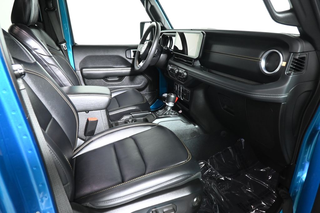 Thumbnail: 2024 Jeep Wrangler - 28