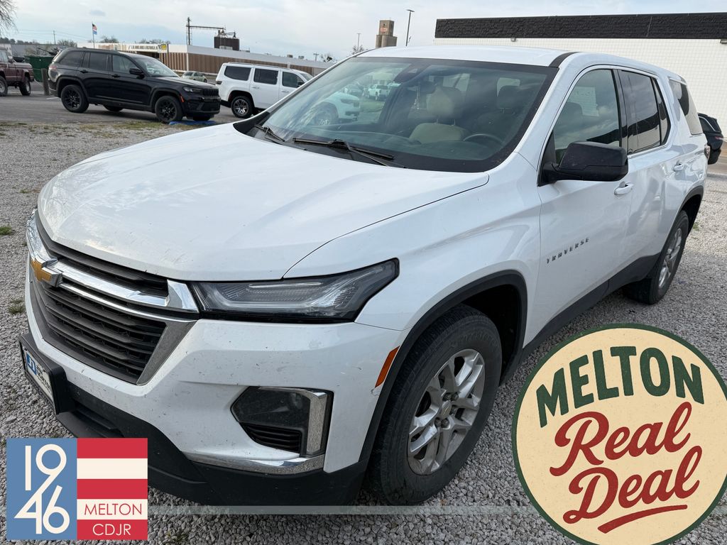 Summit White 2022 Chevrolet Traverse LS FWD SUV / Crossover Front-Wheel Drive 9-Speed Automatic