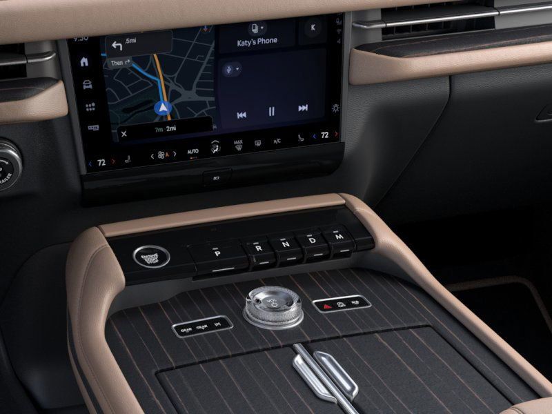 Thumbnail: 2025 Lincoln Navigator - 15