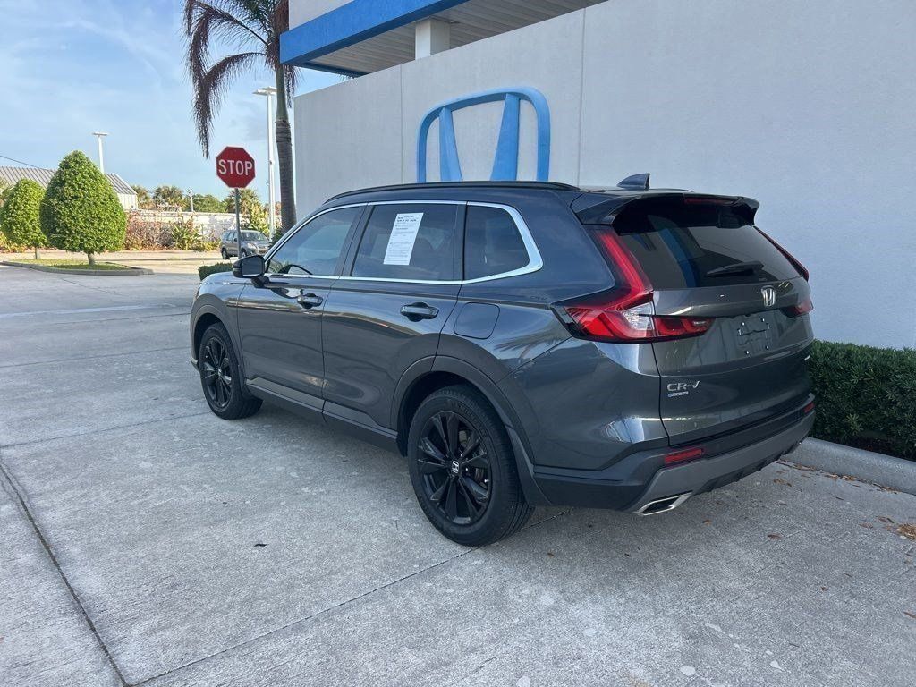 View vehicle photo 6