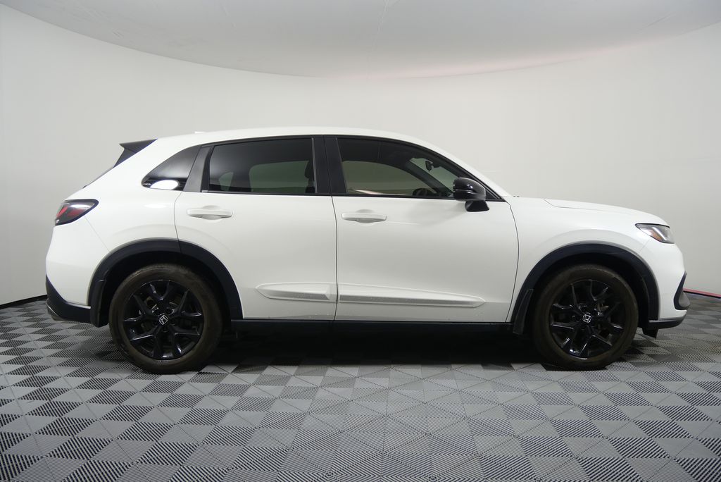 Thumbnail: 2023 Honda HR-V - 2