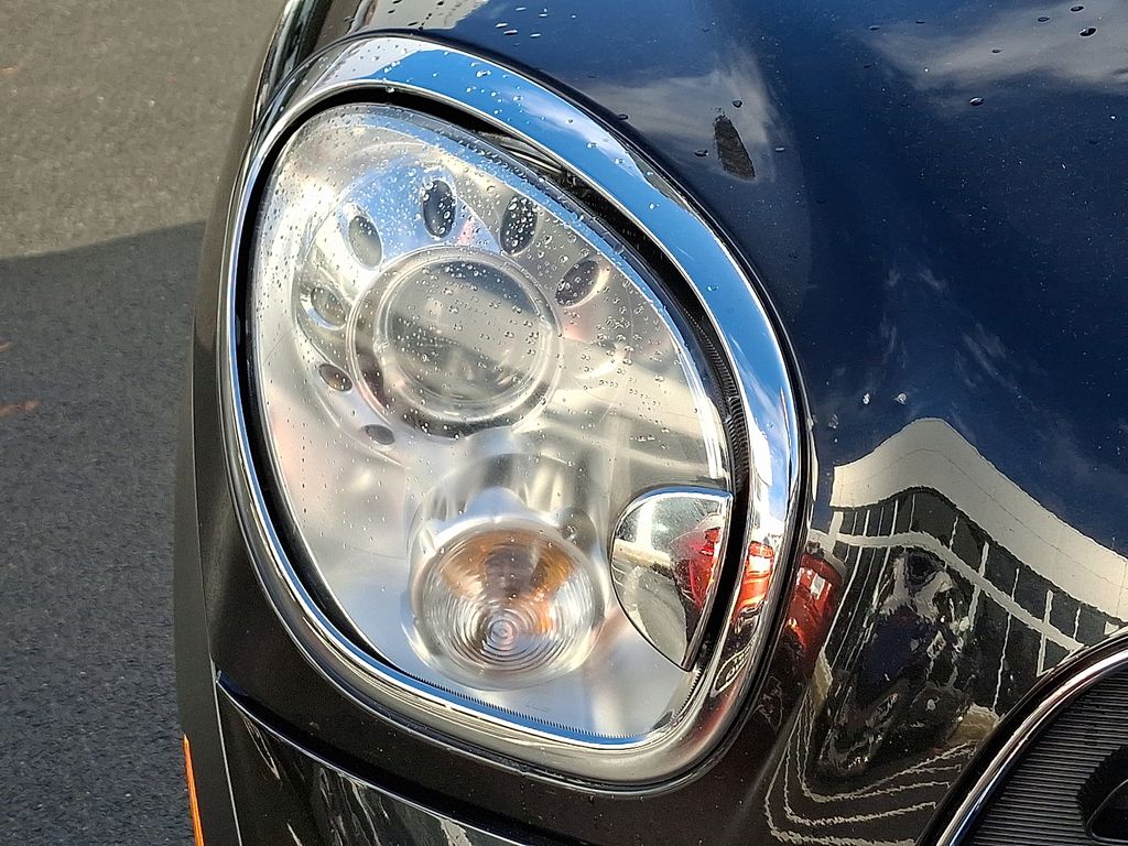 Thumbnail: 2016 MINI Cooper Countryman - 9