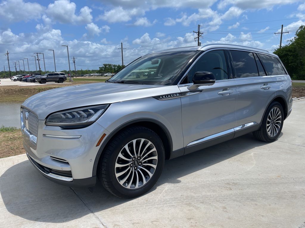 Silver Radiance Metallic Clearcoat 2022 Lincoln Aviator Reserve RWD SUV / Crossover Rear-Wheel Drive Automatic