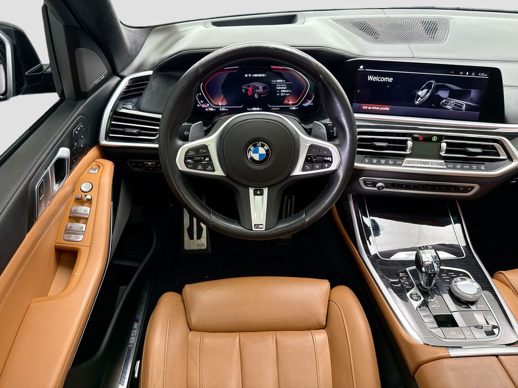 Thumbnail: 2021 BMW X7 - 10