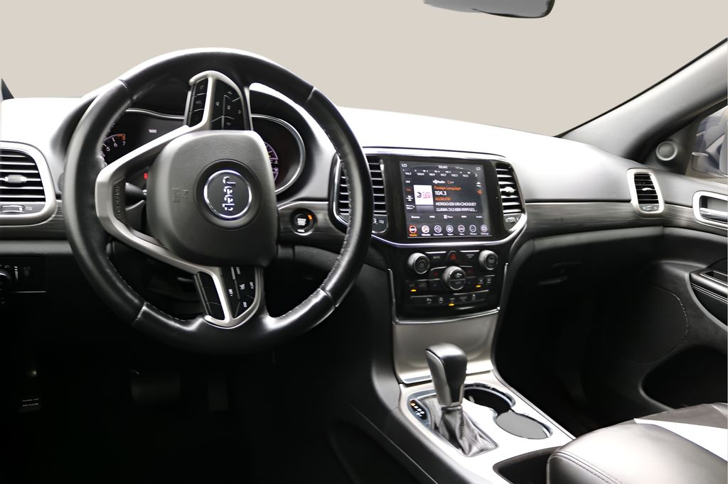 Used Car 2022 Jeep Grand Cherokee Wk  Laredo X For Sale Under $30,000 In Austin, Texas
