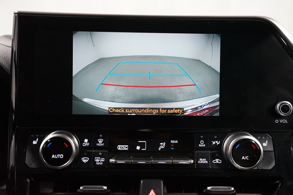 Thumbnail: 2023 Toyota Highlander - 19