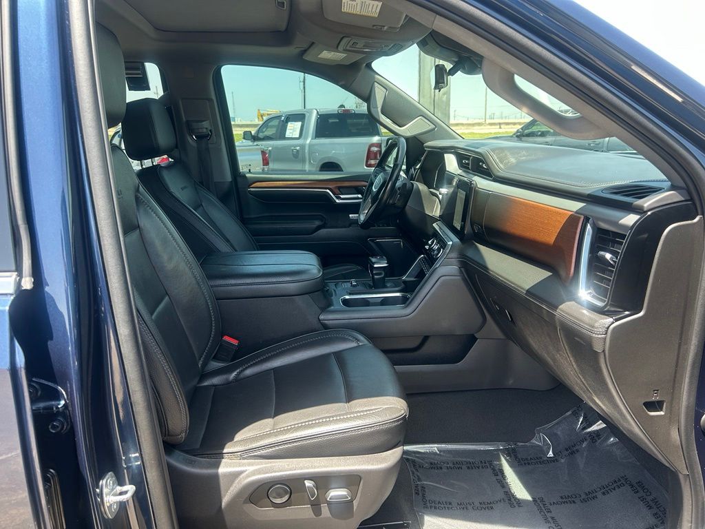 2023 GMC Sierra 1500 Denali - 11