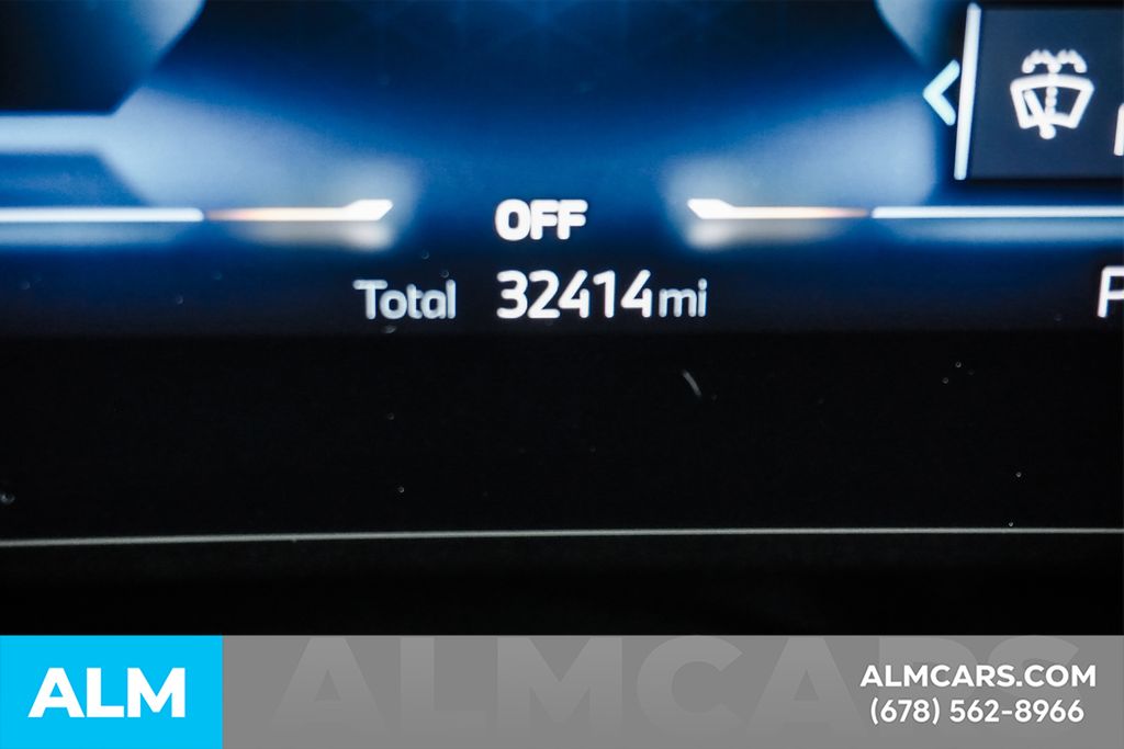 Used 2025 Black BMW xDrive28i image 62