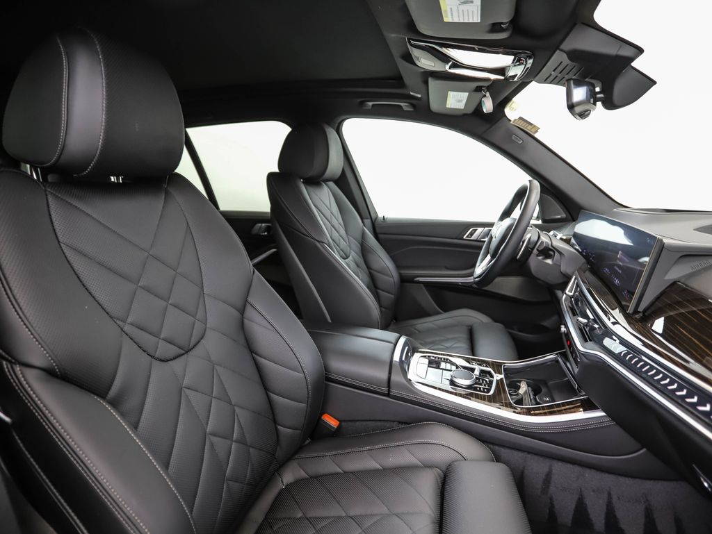 Thumbnail: 2024 BMW X5 - 31