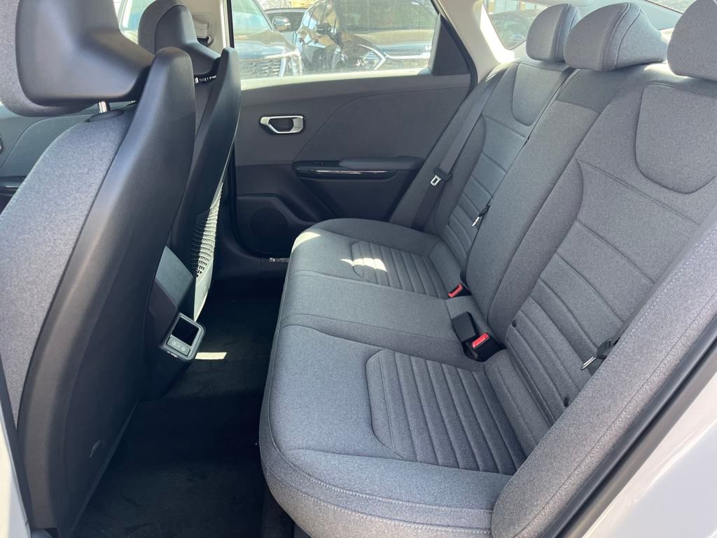 2025 Kia K4 EX photo