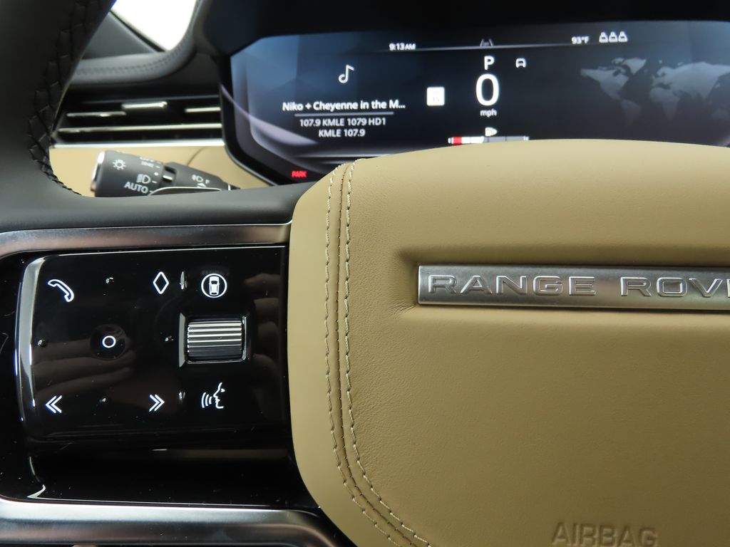 Thumbnail: 2025 Land Rover Range Rover Sport - 11