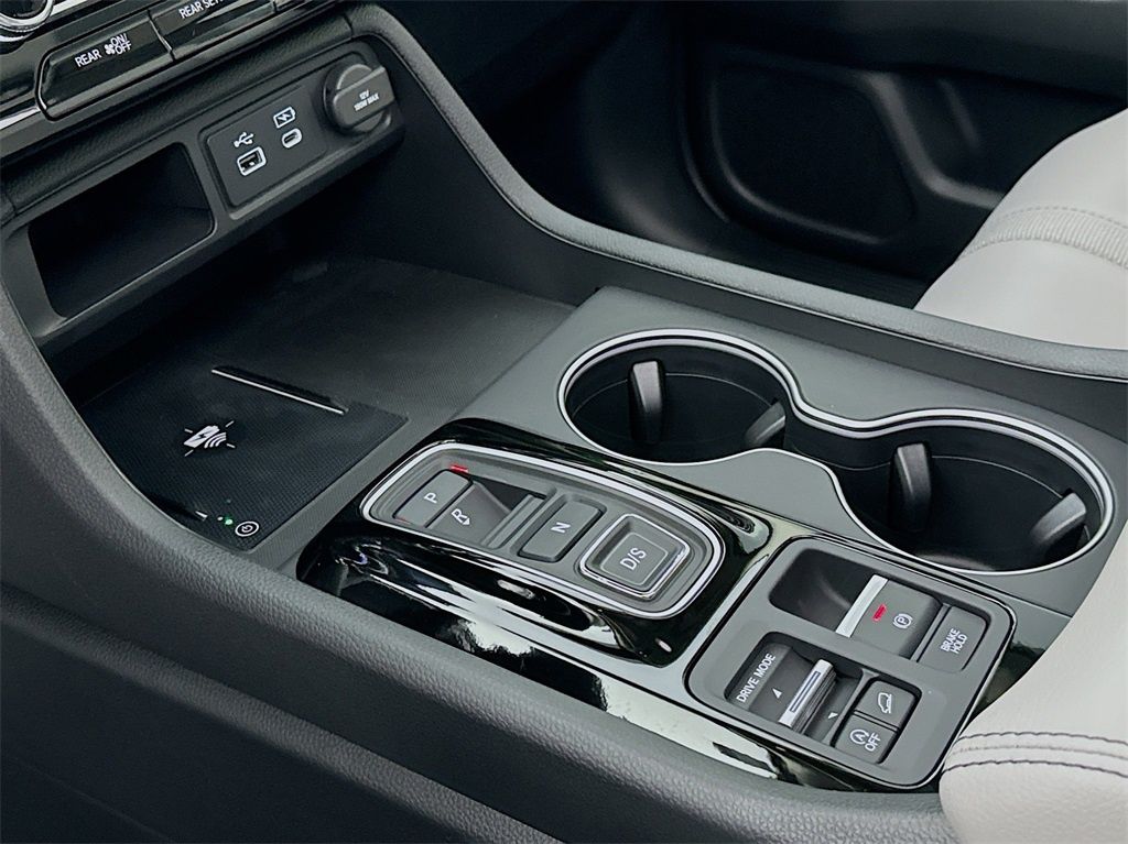 New Car 2025 Honda Pilot  Touring For Sale Under $50,000 In Austin, Texas