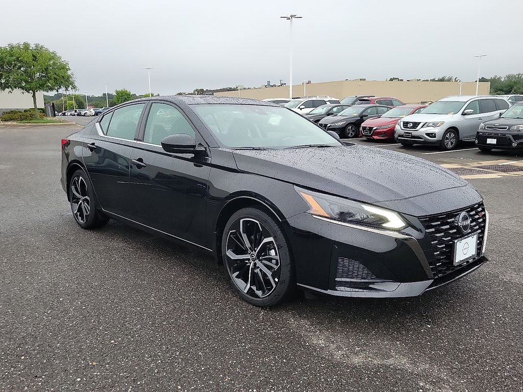 Thumbnail: 2025 Nissan Altima - 2