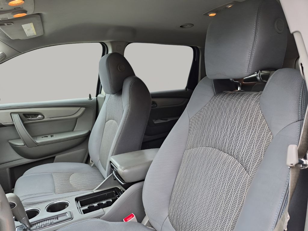 Used Car 2015 Chevrolet Traverse  Ls For Sale Under $10,000 In Austin, Texas