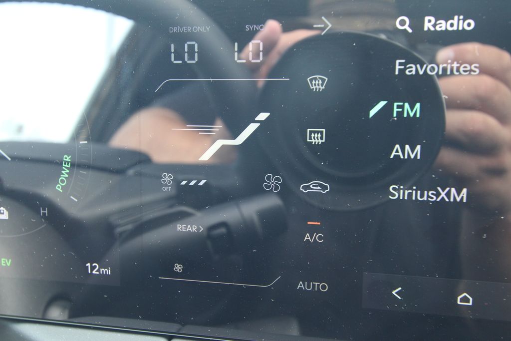 New 2027 Kia Telluride Hybrid SUV