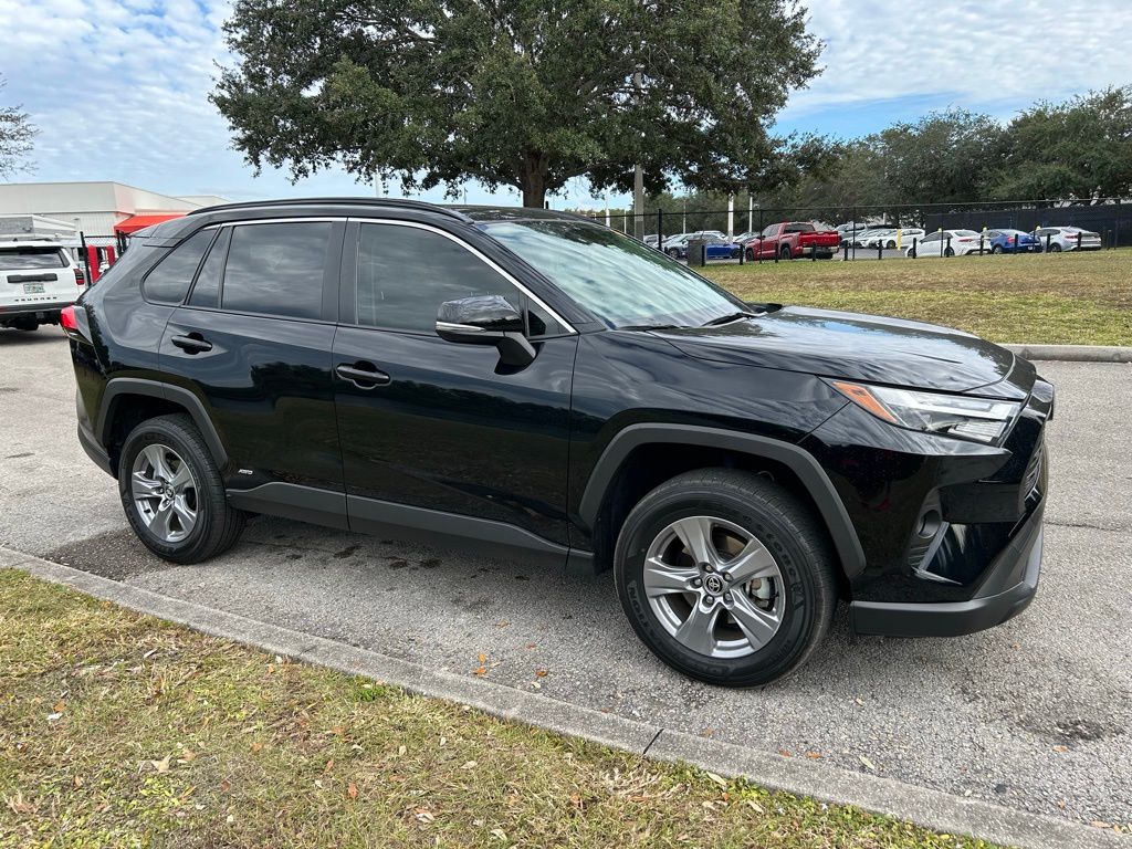 Thumbnail: 2024 Toyota RAV4 - 7