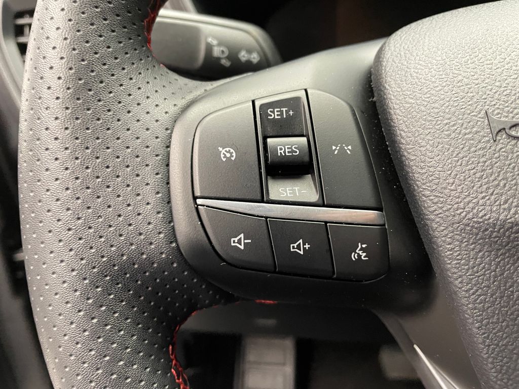 Thumbnail: 2025 Ford Escape - 22