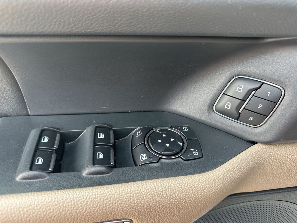 2023 Agate Black Metallic Ford Expedition Limited RWD SUV