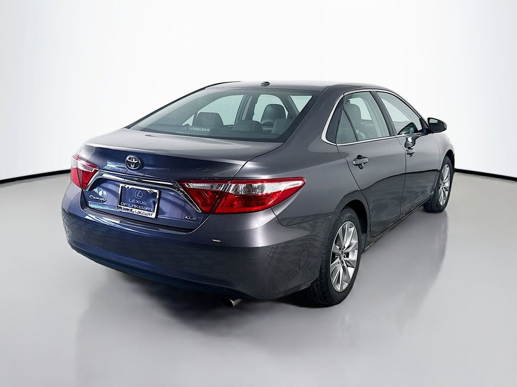 Thumbnail: 2017 Toyota Camry - 5