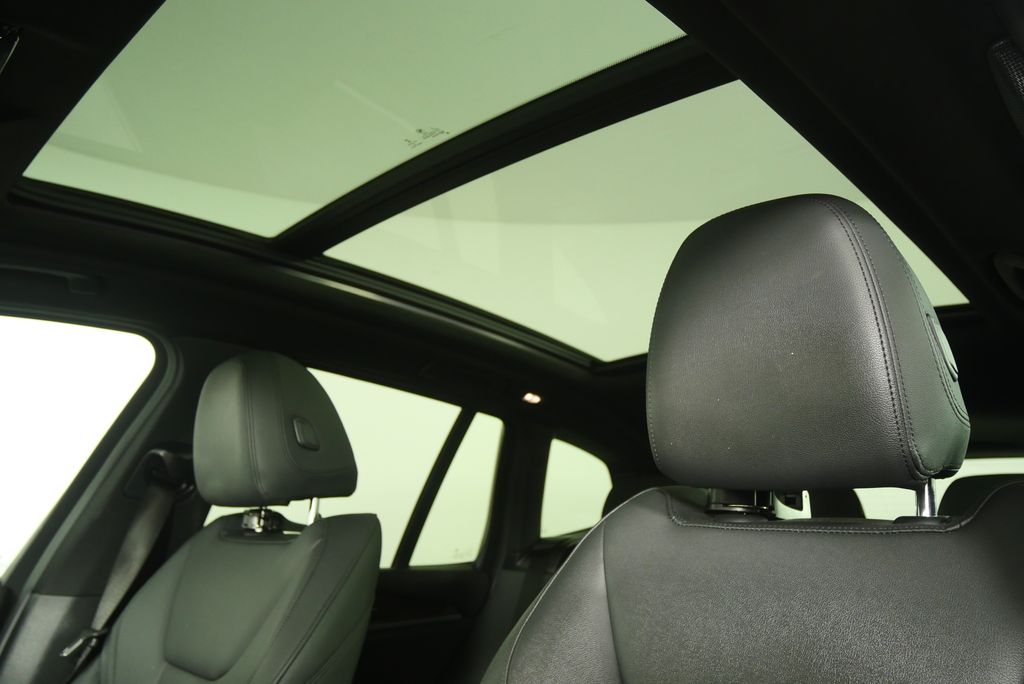 Thumbnail: 2019 BMW X3 - 11