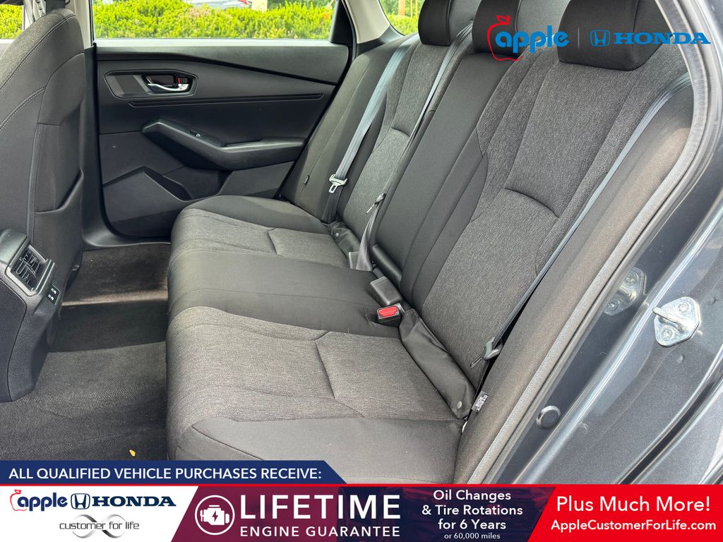 2025 Honda Accord Sedan SE