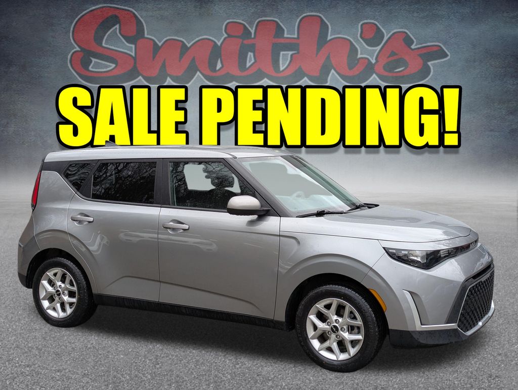 2024 Kia Soul LX FWD