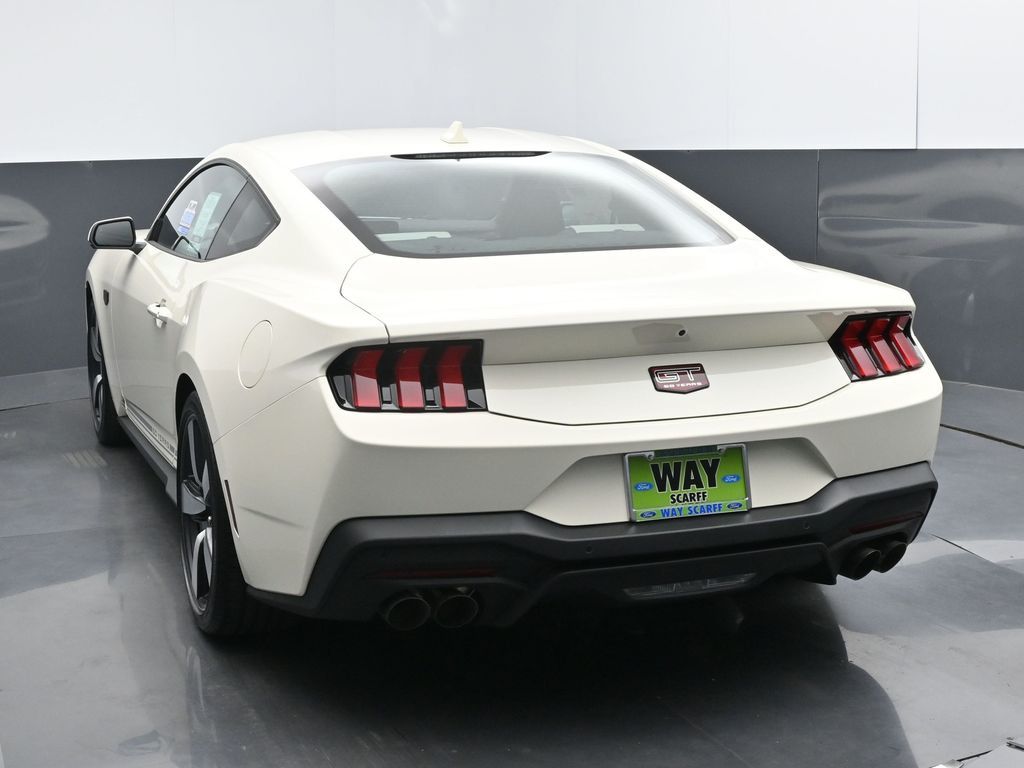 2025 Ford Mustang GT Premium Fastback