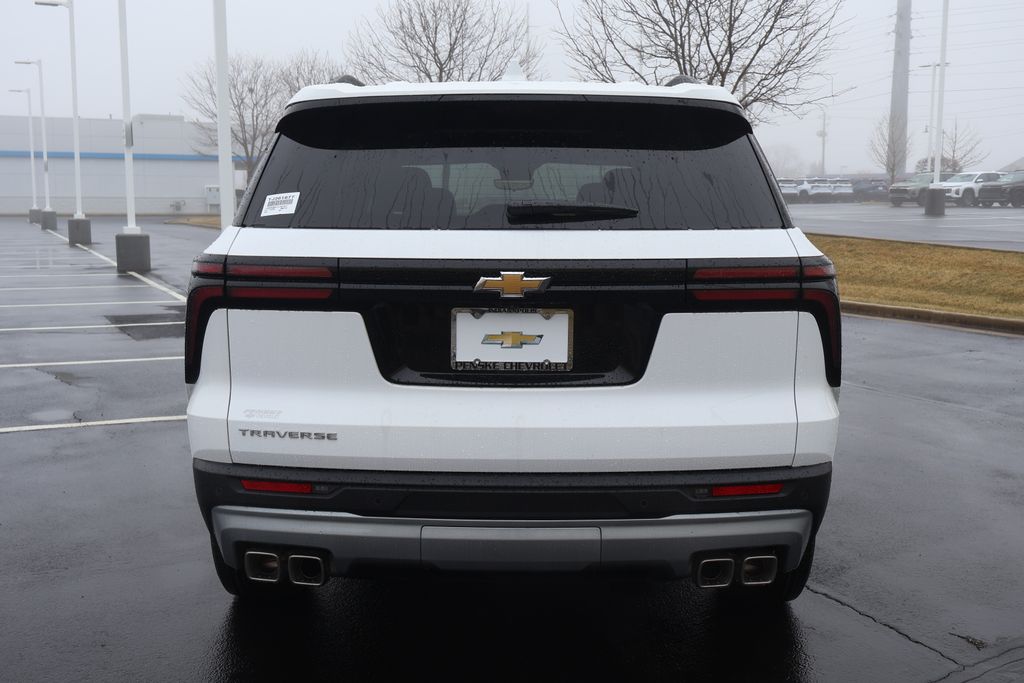 Thumbnail: 2026 Chevrolet Traverse - 6