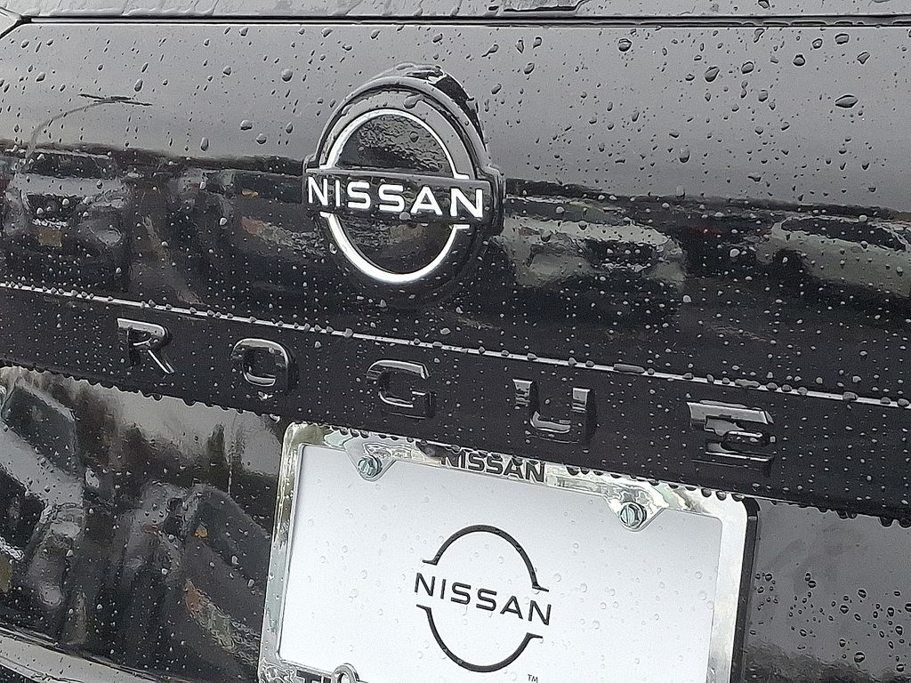 Thumbnail: 2026 Nissan Rogue - 5