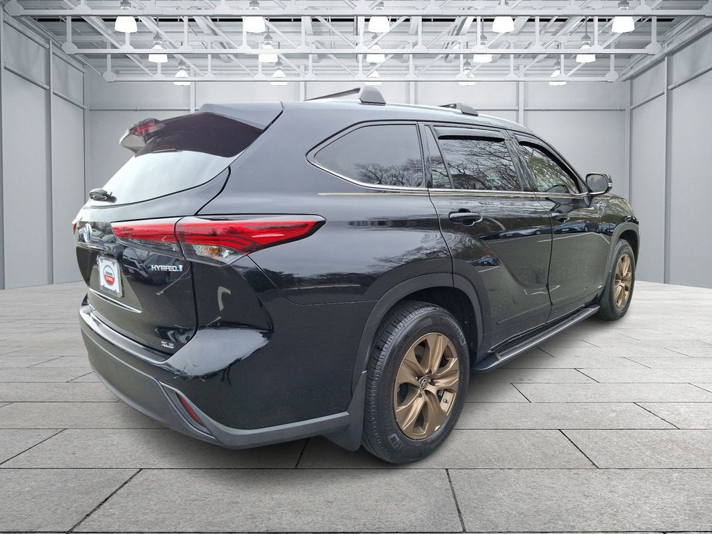 2022 Toyota Highlander Bronze Edition 4