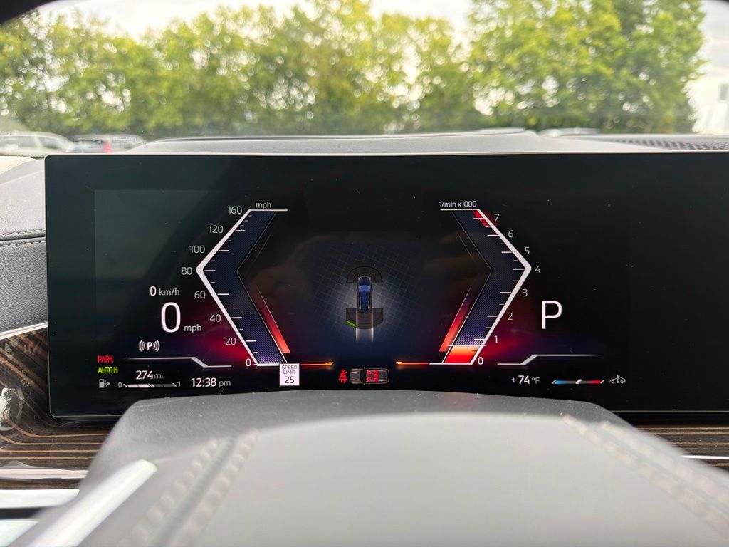 Thumbnail: 2026 BMW X7 - 31