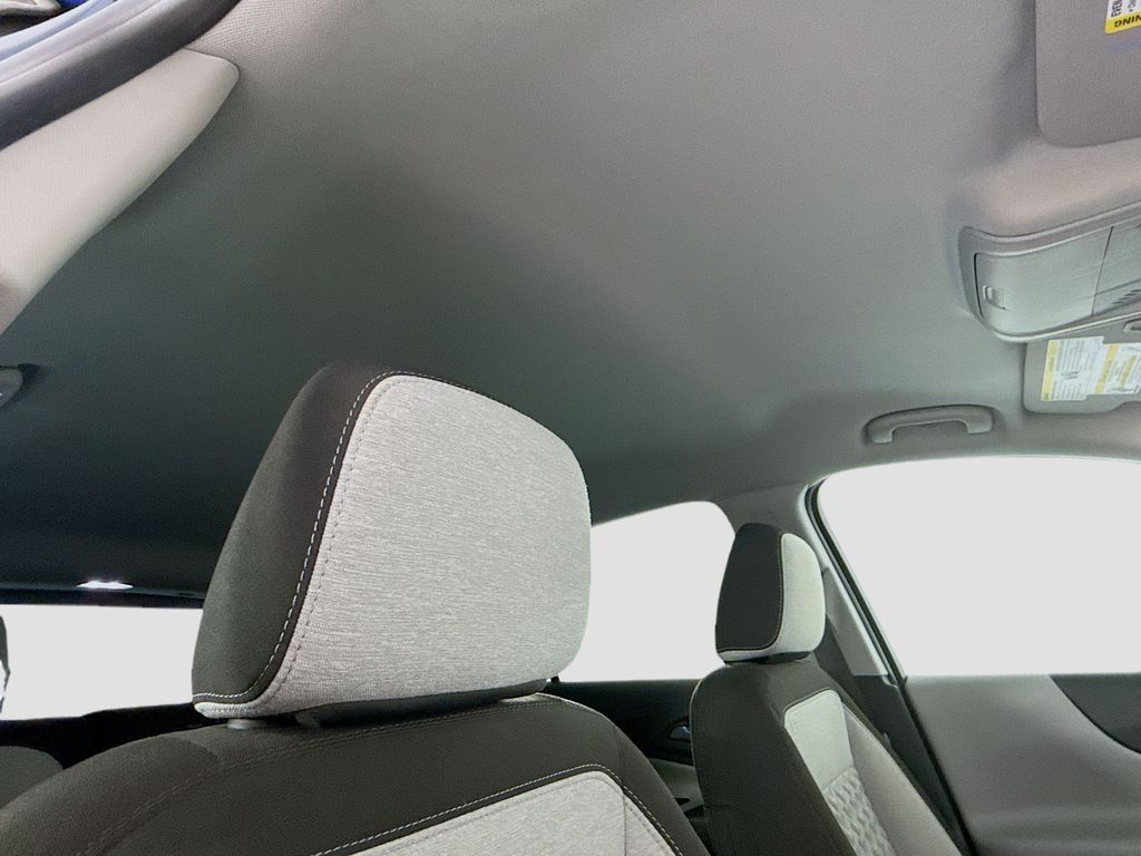 Thumbnail: 2022 Chevrolet Equinox - 18