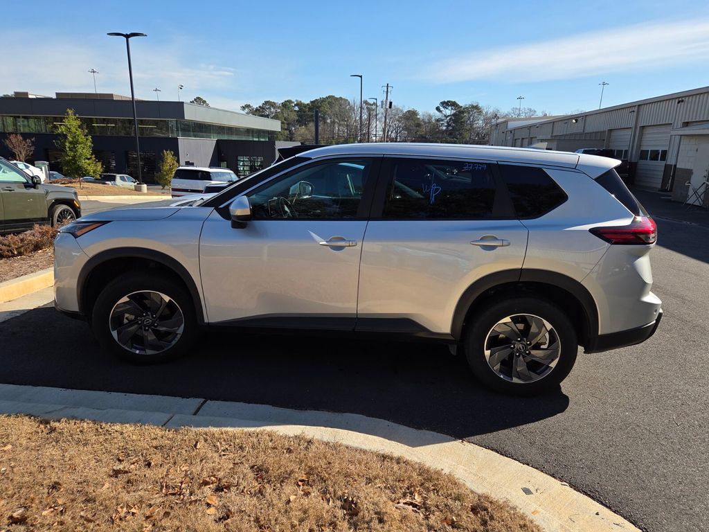 Used 2025 Silver Nissan SV image 2