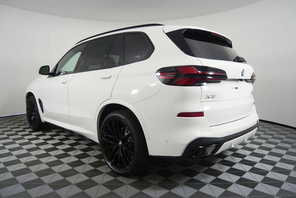 Thumbnail: 2026 BMW X5 - 5