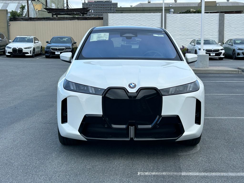 Thumbnail: 2026 BMW iX - 8