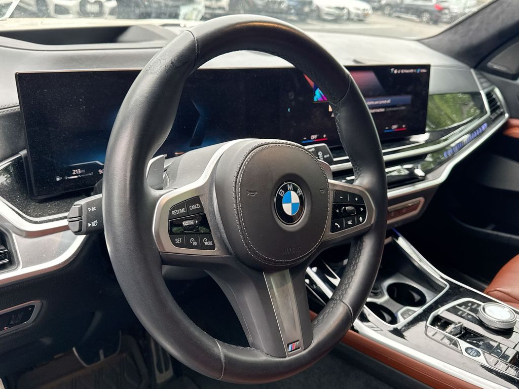 2023 BMW X7 xDrive40i 3