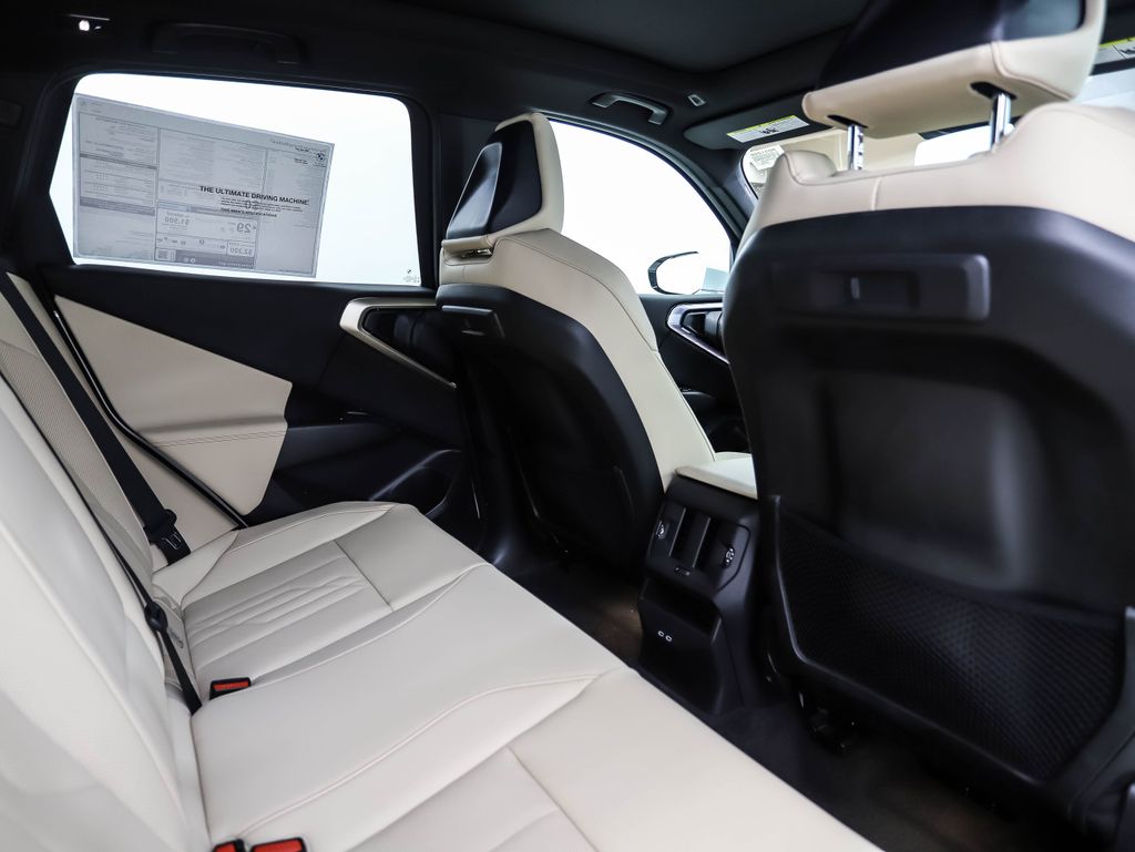 2025 BMW X3 3.0i 24