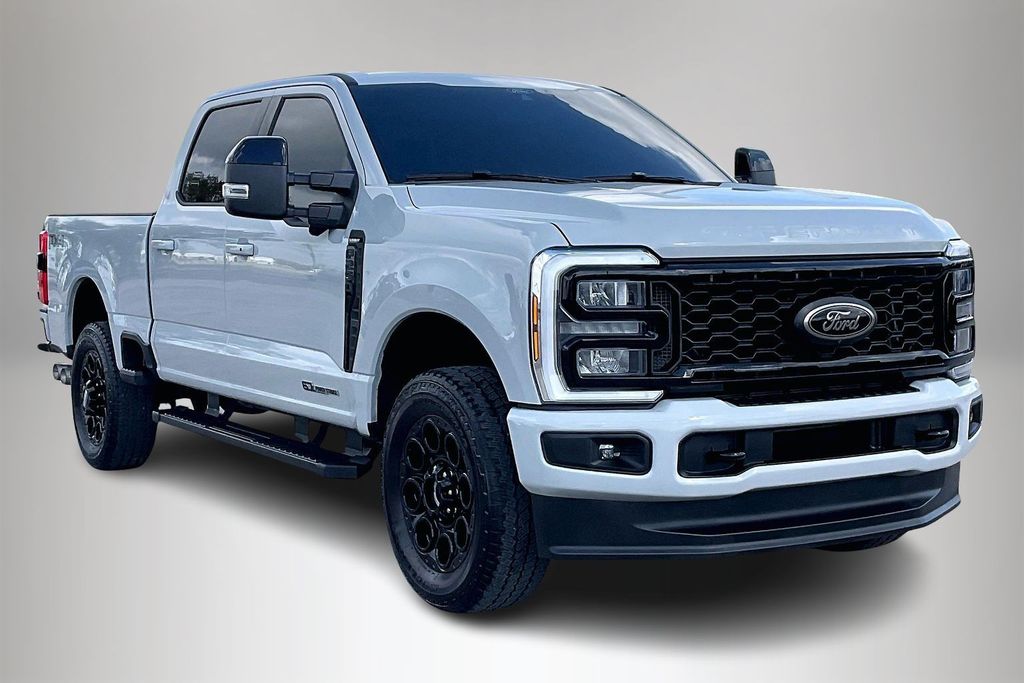 Used 2025 Ford Super Duty F-250 Lariat 4D Crew Cab