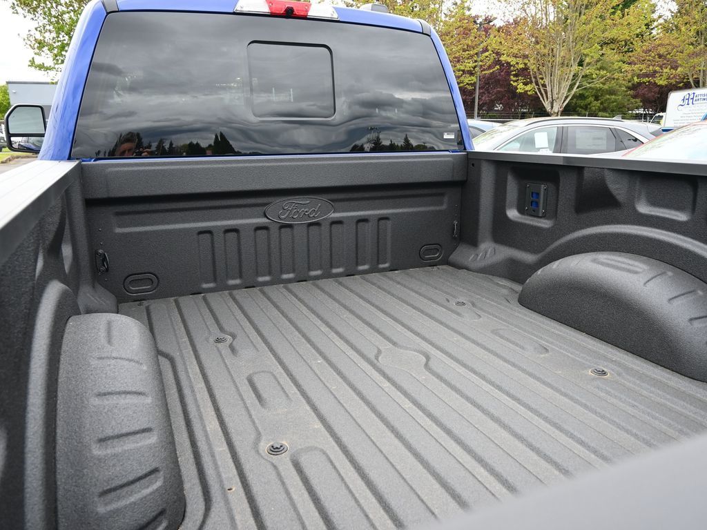 2026 Ford F-350 Super Duty XLT