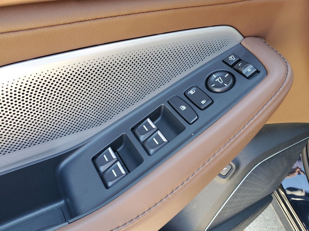 2025 Acura MDX