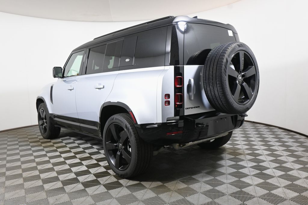 Thumbnail: 2024 Land Rover Defender - 5