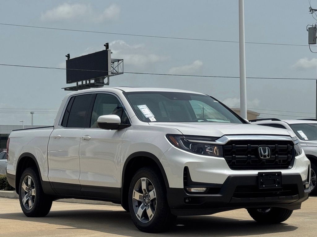 2026 Honda Ridgeline RTL White at Classic Honda Galveston