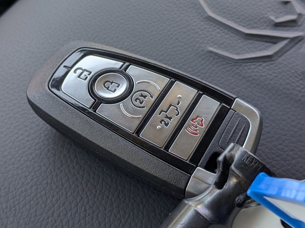 2026 Ford F-250 Black Widow