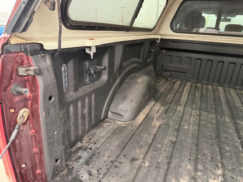 Used 2017 Brown Ford XLT image 29