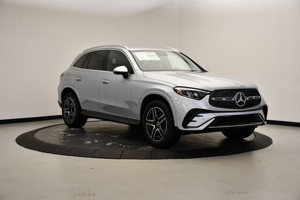 2025 Mercedes-Benz GLC 350 7