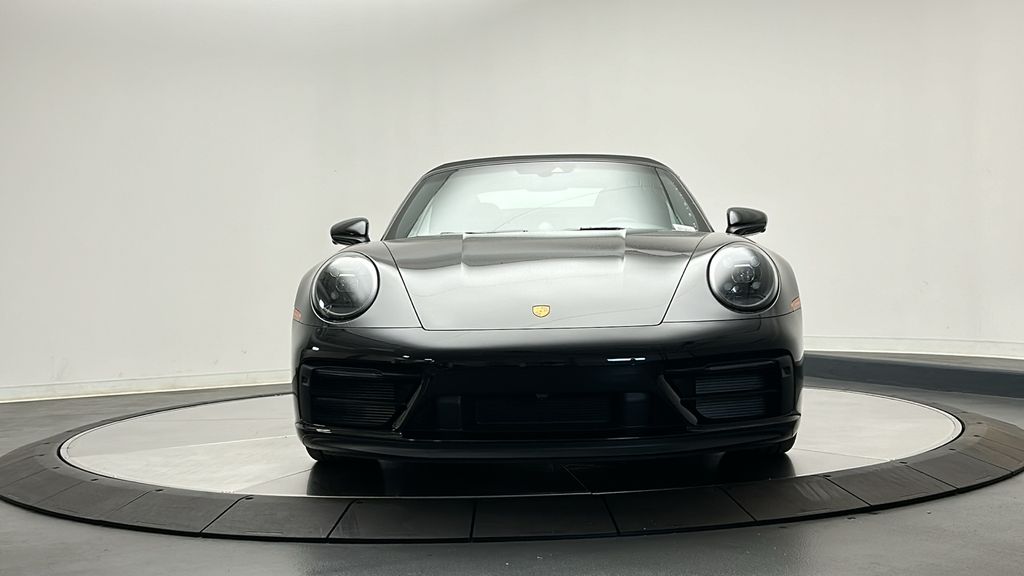 2023 Porsche 911 Carrera S 8