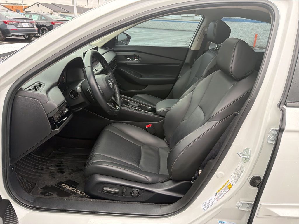 Thumbnail: 2023 Honda Accord - 18