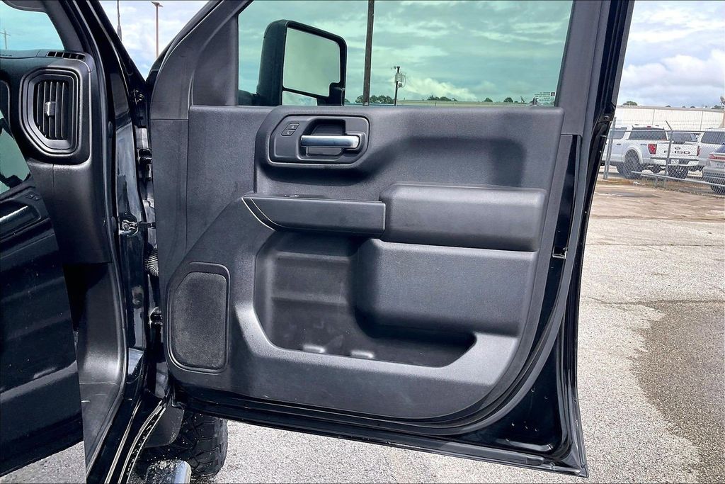 Used 2022 Chevrolet Silverado 2500HD Custom 4D Crew Cab
