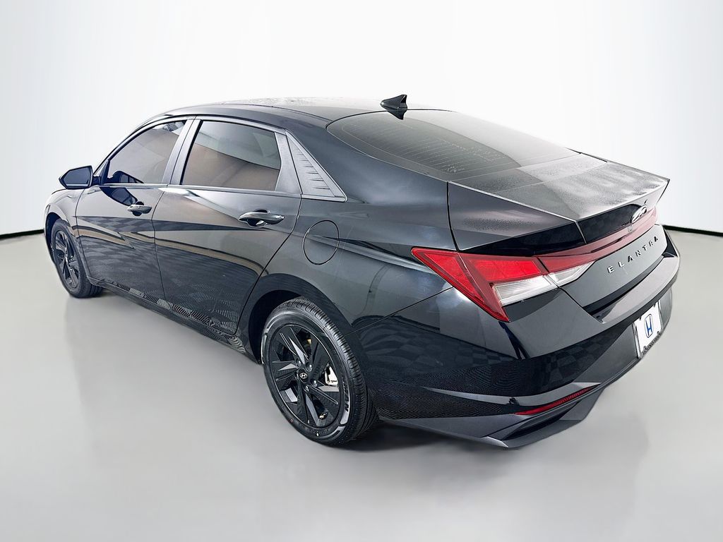 Thumbnail: 2023 Hyundai Elantra - 7