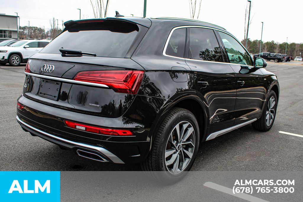 2022 Audi Q5 45 S line Prestige photo 4